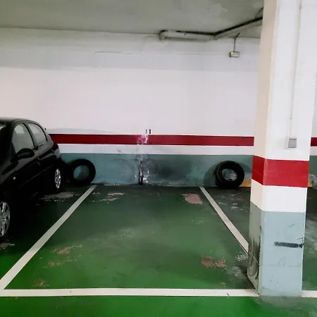 Piso Con Garaje En La Entrada Del Camino Portugues Σαντιάγο ντε Κομποστέλα