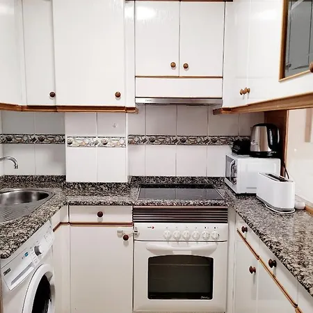 Apartamento Piso Con Garaje En La Entrada Del Camino Portugues *